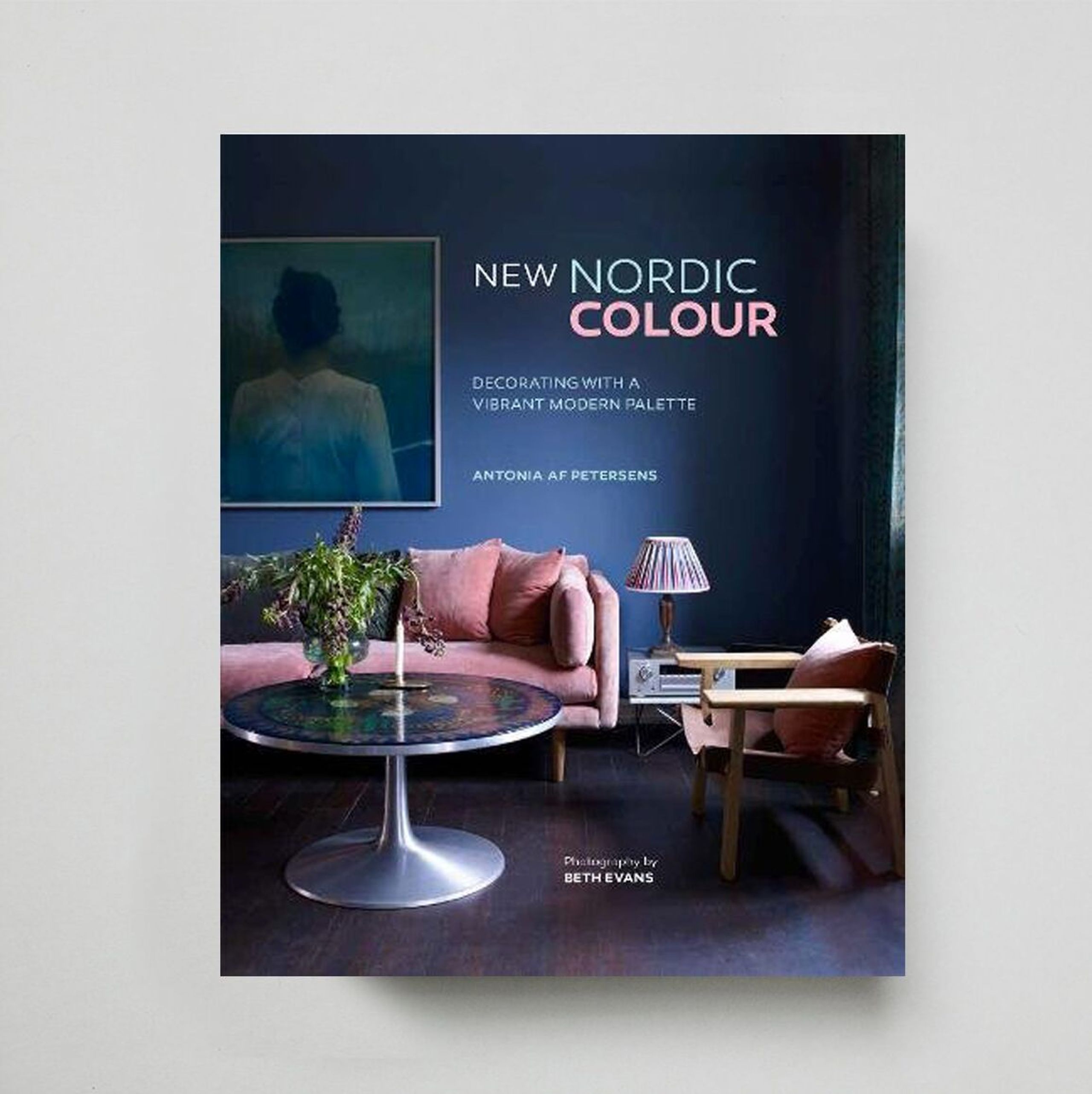 New Nordic Colour Bog - New Mags
