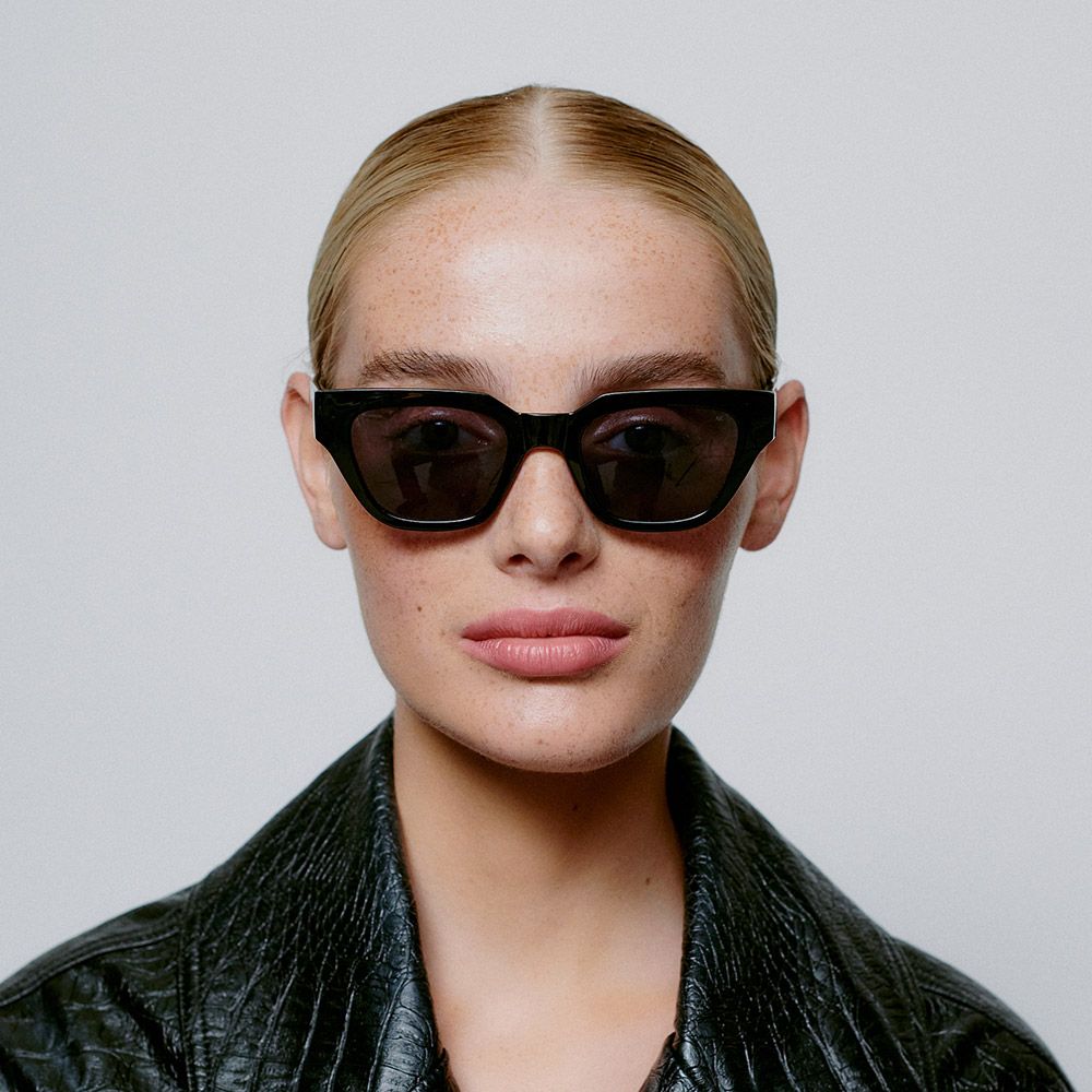 Solbriller til det ovale ansigt | Solbrille Guide