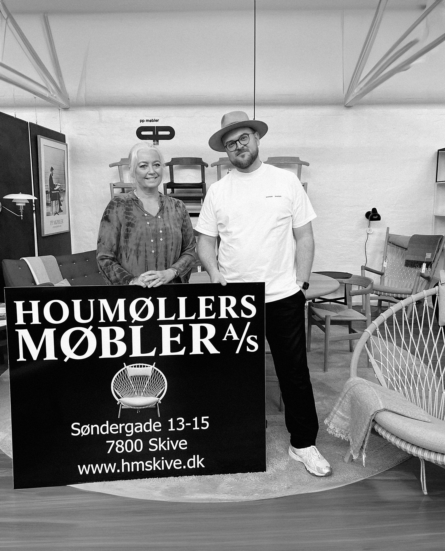 Byflou.com opkøber Houmøllers Møbler