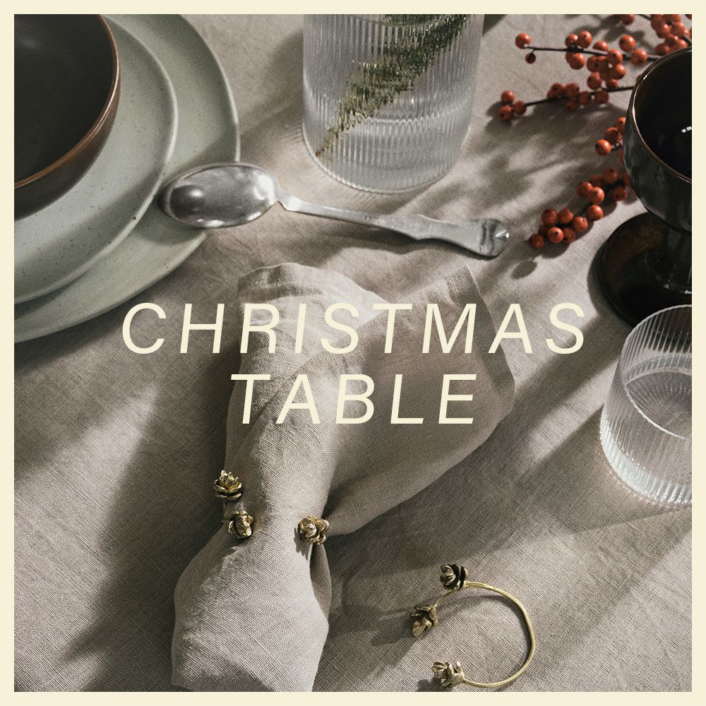 Christmas Table Setting | Byflou.com