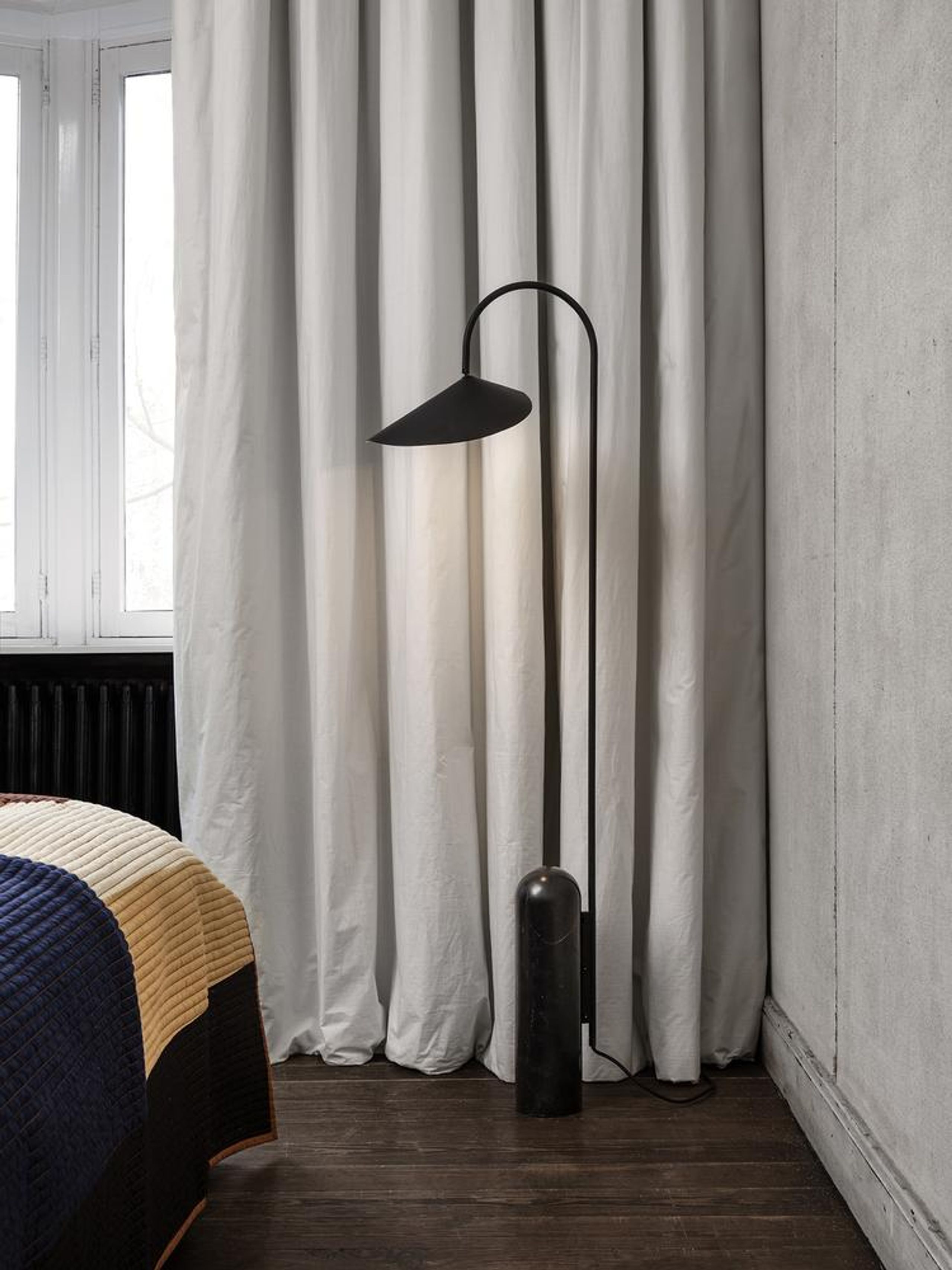 Ferm Living - Lampe de table - Arum Floor Lamp - Black