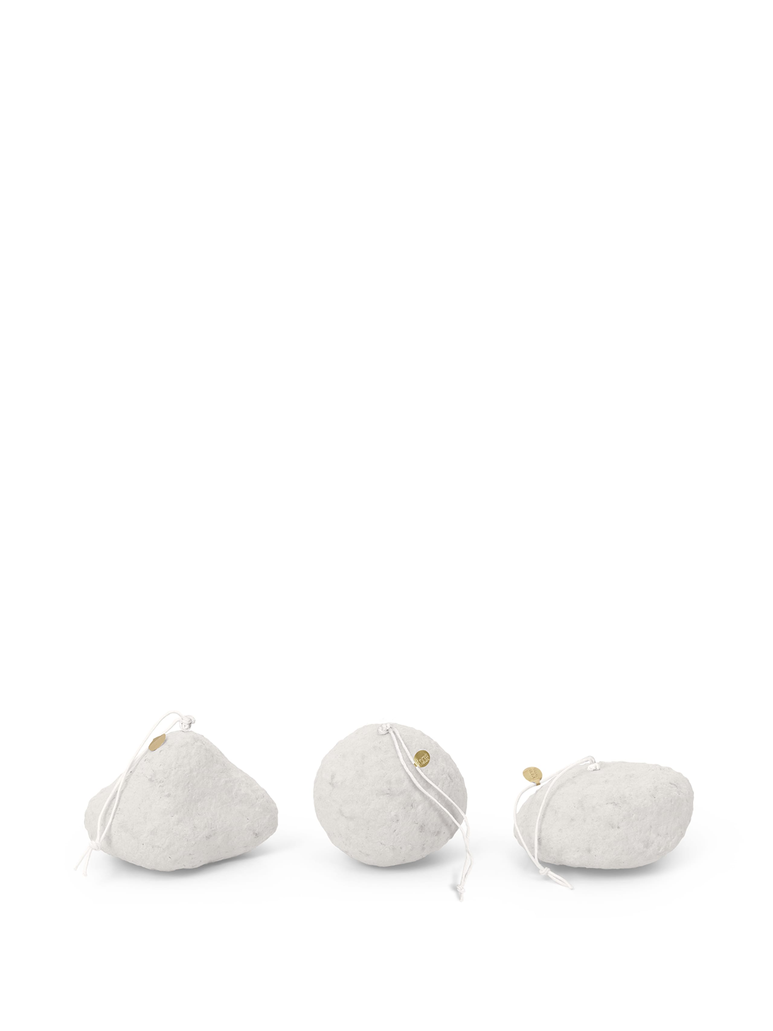 Ferm Living -  - Snowball Ornaments - Snowball Ornaments - Set of 3 - White