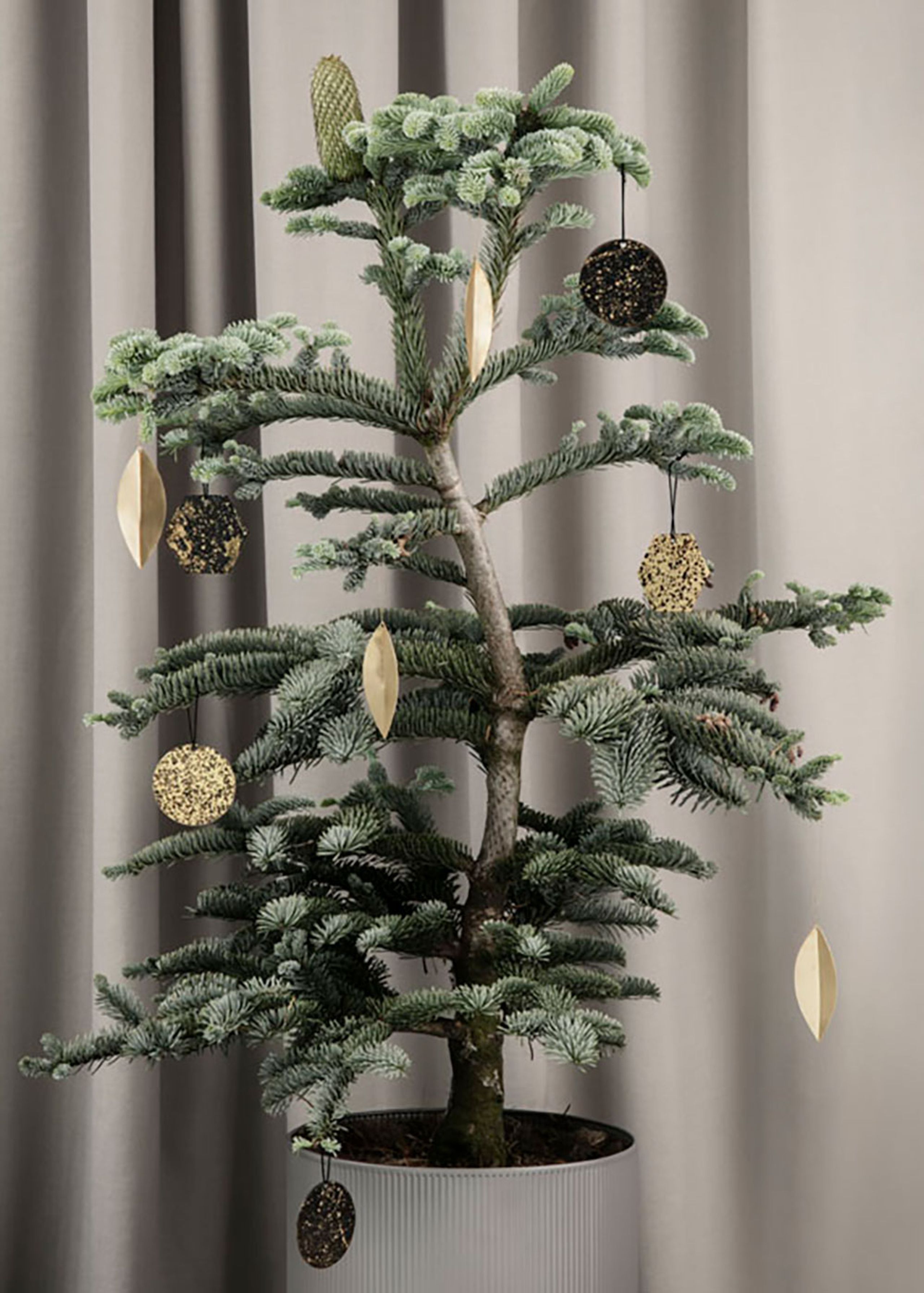 Ferm Living - Weihnachtsschmuck - Brass Ornament - Set of 4 - Leaf