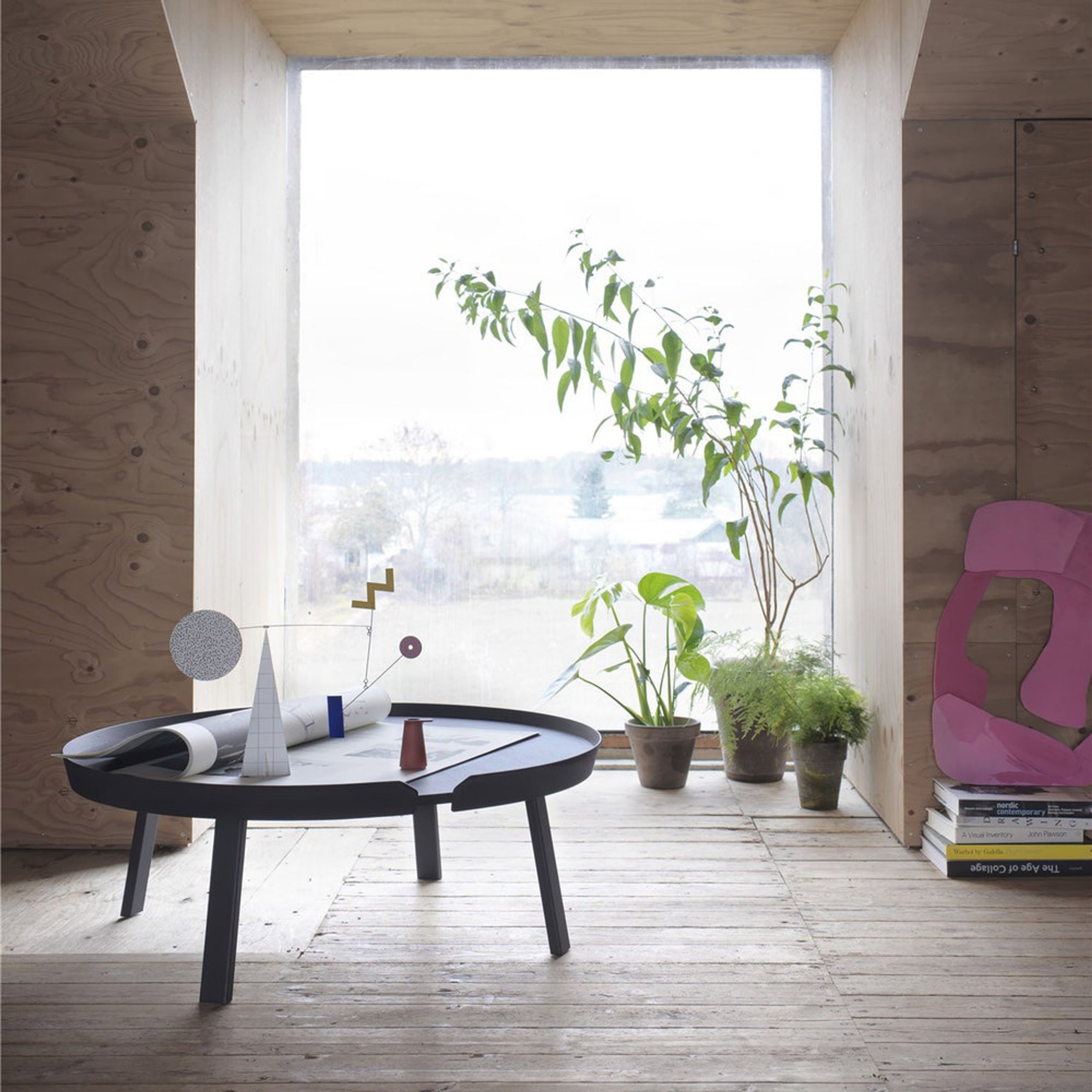 Muuto - Conseil d'administration - The Around Coffee Large Table - Anthracite