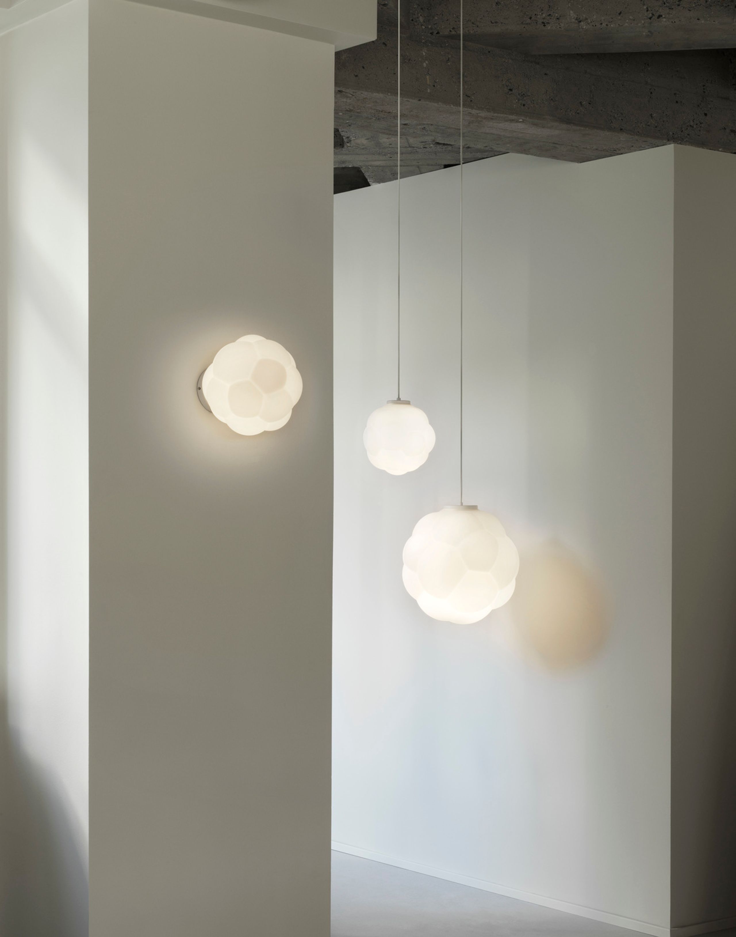 Normann Copenhagen - Lâmpada de tecto - Bubba Lamp Ceiling/wall Ø25 Eu - White