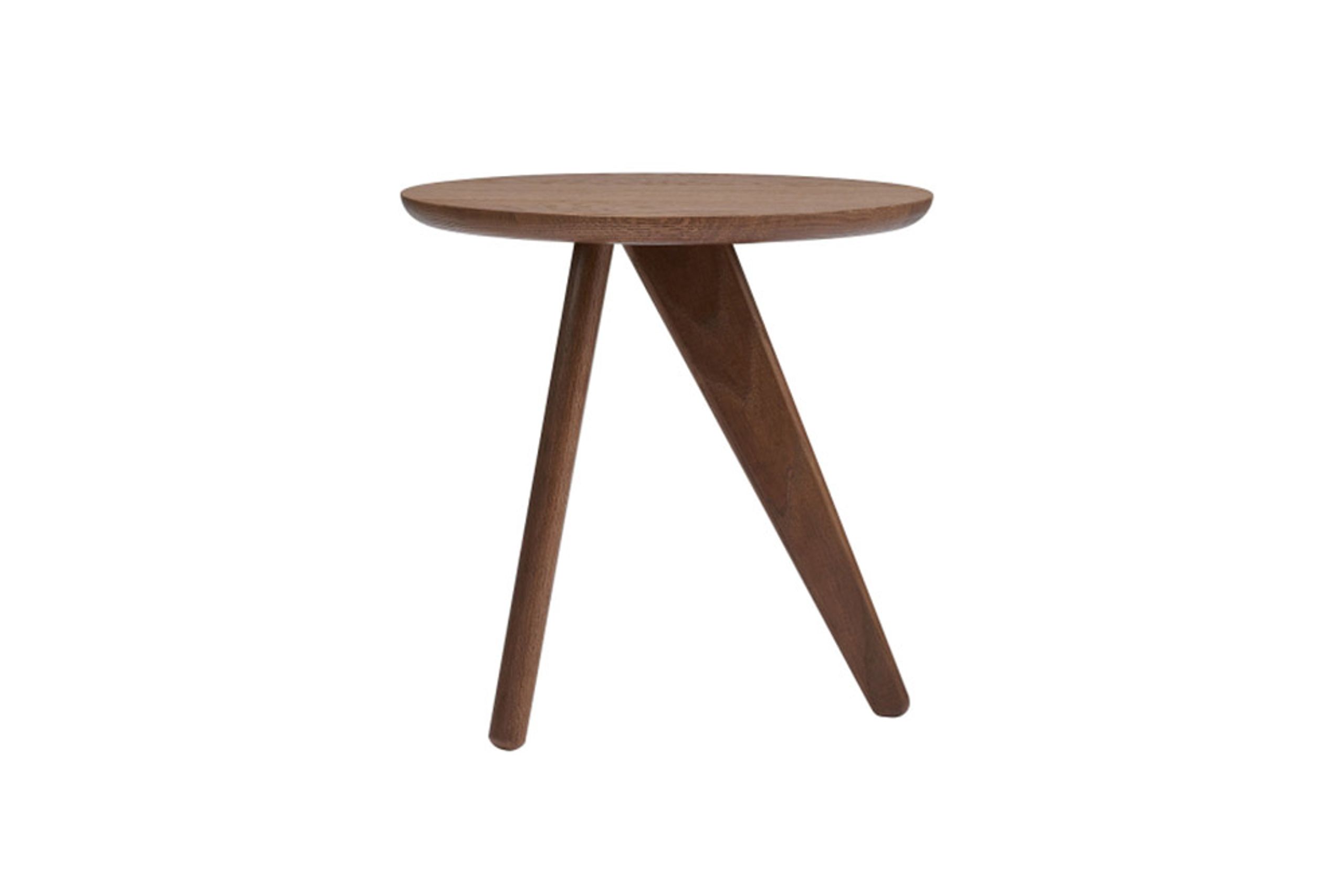 NORR11 - Conseil d'administration - Fin Side Table - Dark Stained Oak