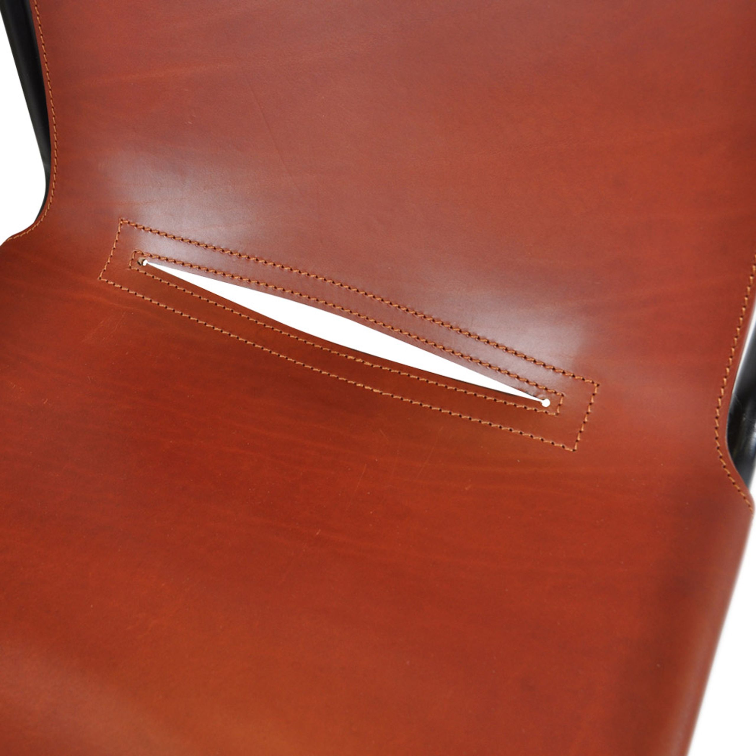 OX DENMARQ - Chaise - SEPTEMBER Dining Chair - Cognac Leather / Black Steel