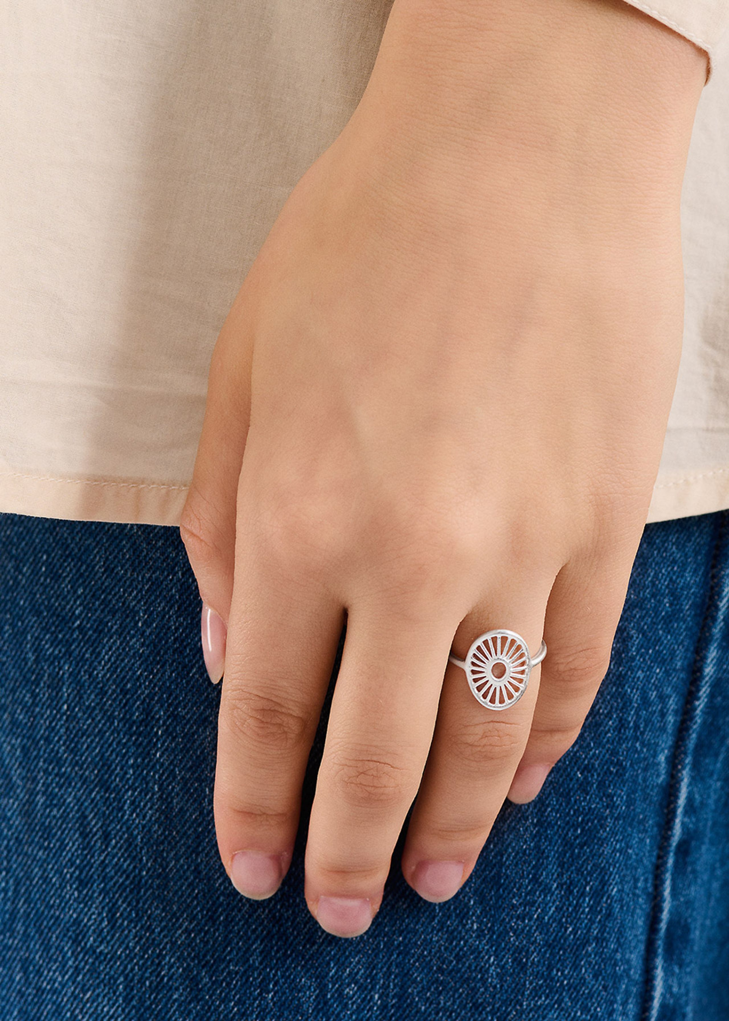 Pernille Corydon - Ring - Small Daylight Ring - Silver