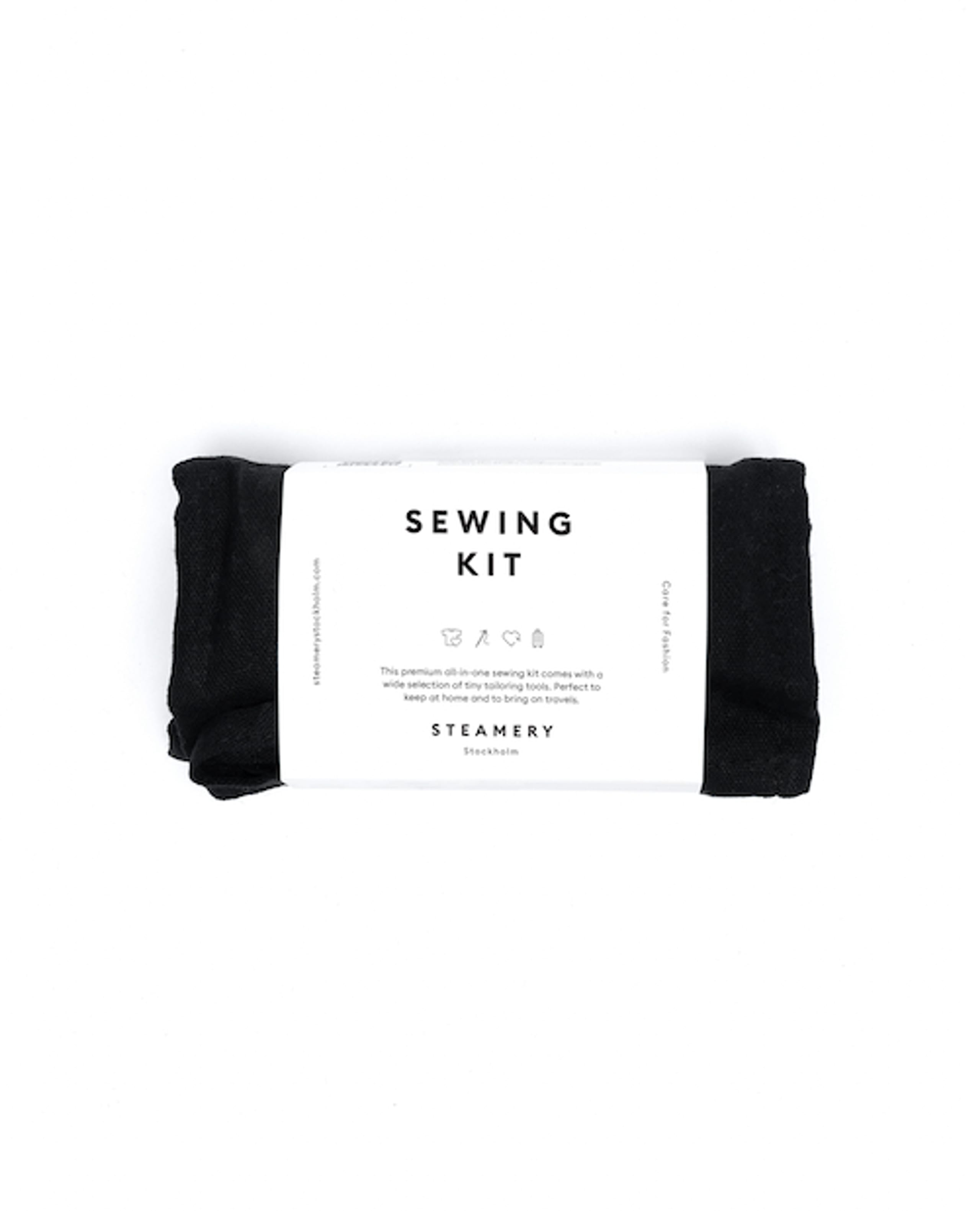 STEAMERY - Detergent - Sewing Kit  - Black