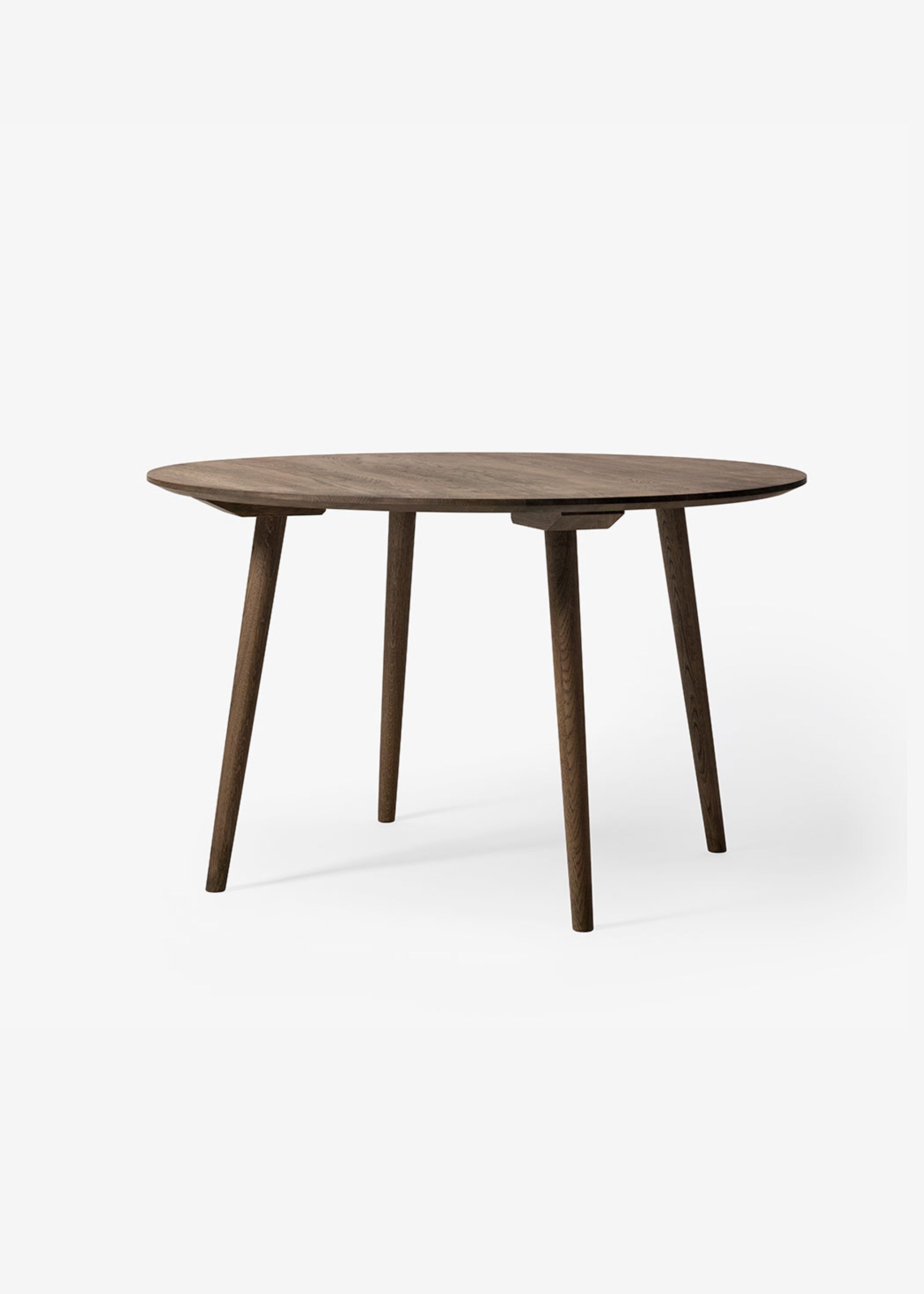 &tradition - Conselho - In Between Table- SK4 - Smoked oiled oak