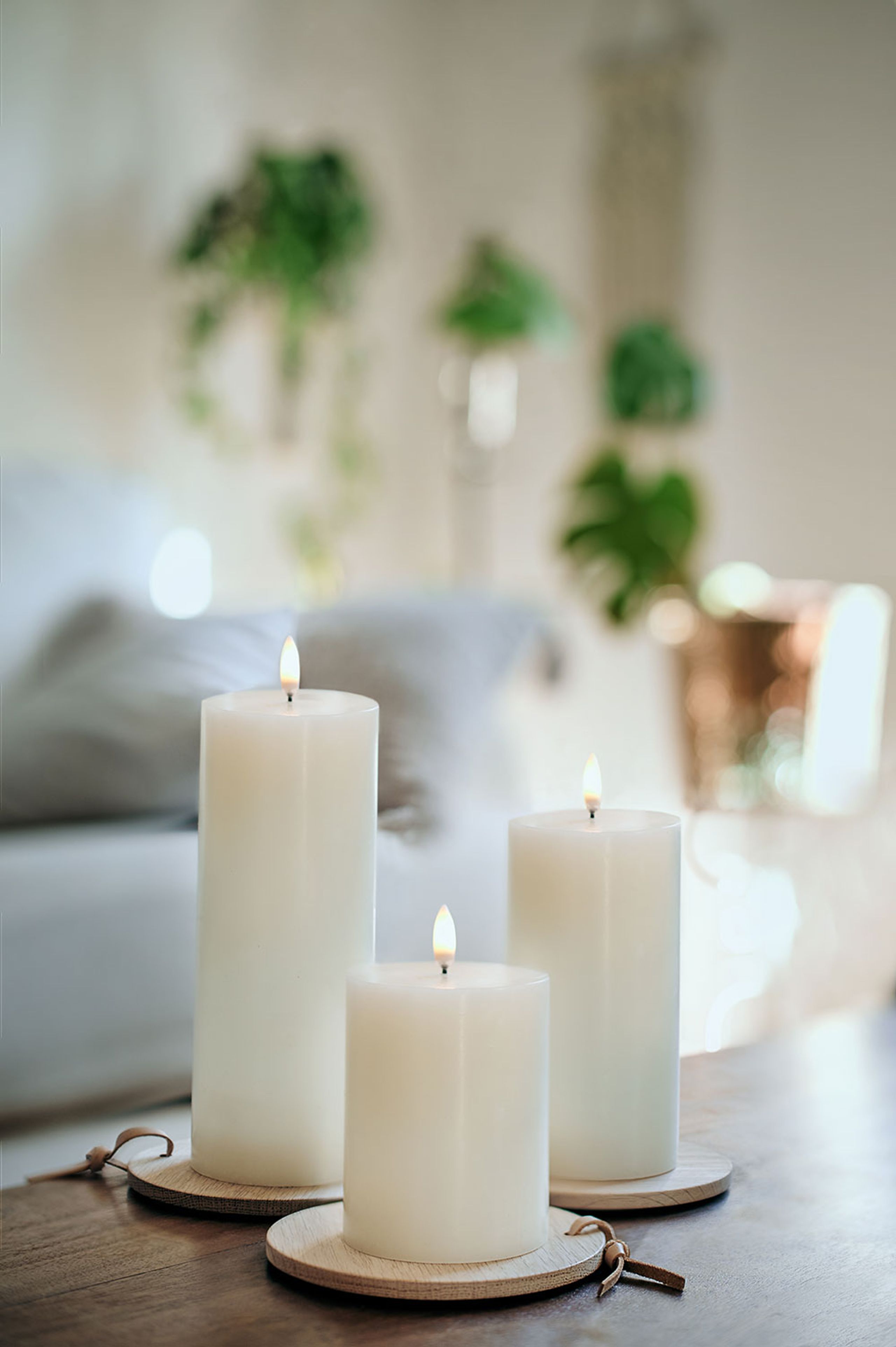 Uyuni - LED Pillar Candle - Bougies - Nordic White - 10,1x20 cm