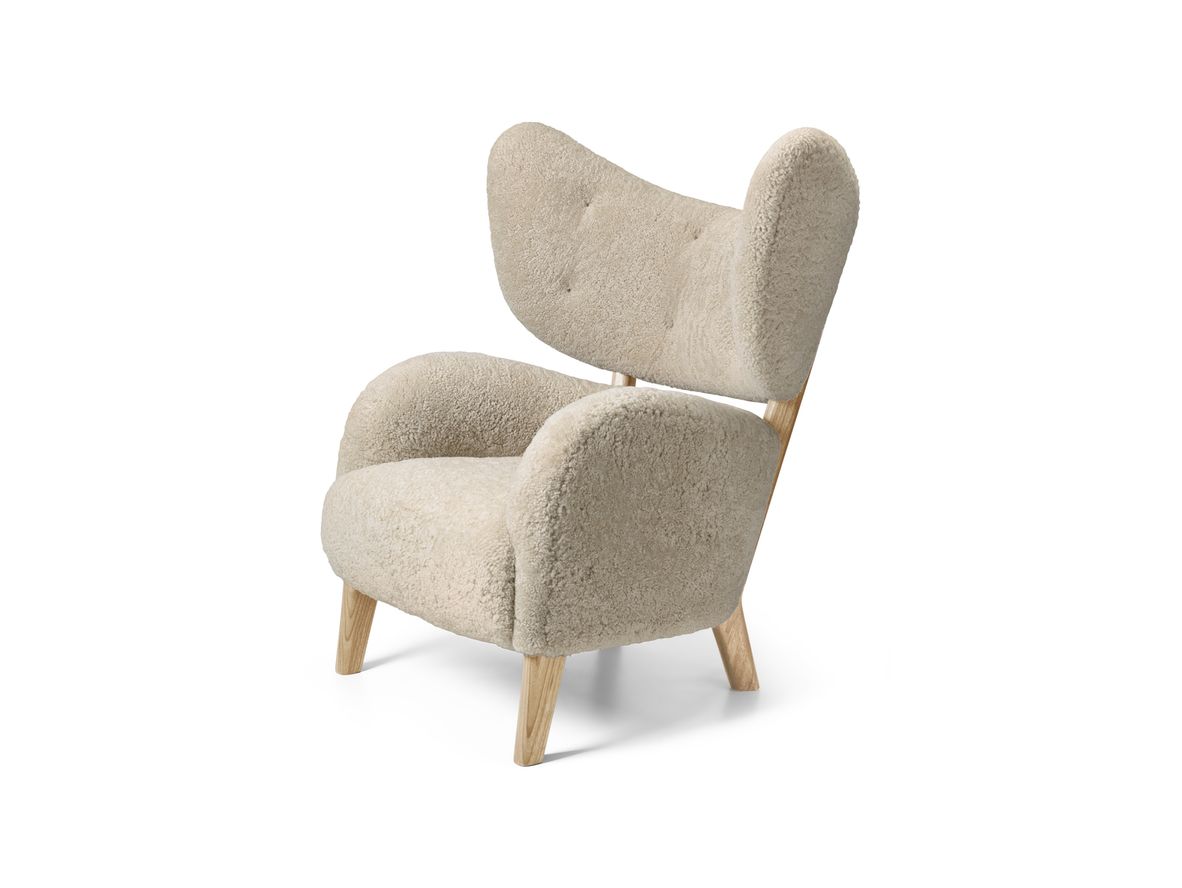 Image of Audo Copenhagen - My Own Chair - Fåtölj - Stoftype: Moonlight Sheepskin / Stel: Naturlig Eg - W88 x L83 x H102 cm