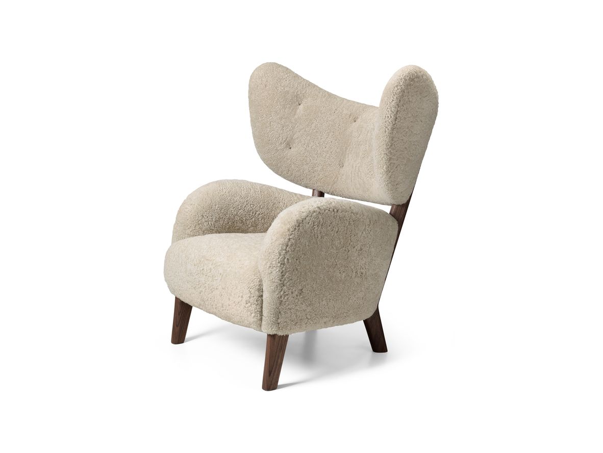 Produktfoto för Audo Copenhagen - My Own Chair - Fåtölj - Stoftype: Moonlight Sheepskin / Stel: Valnød - W88 x L83 x H102 cm
