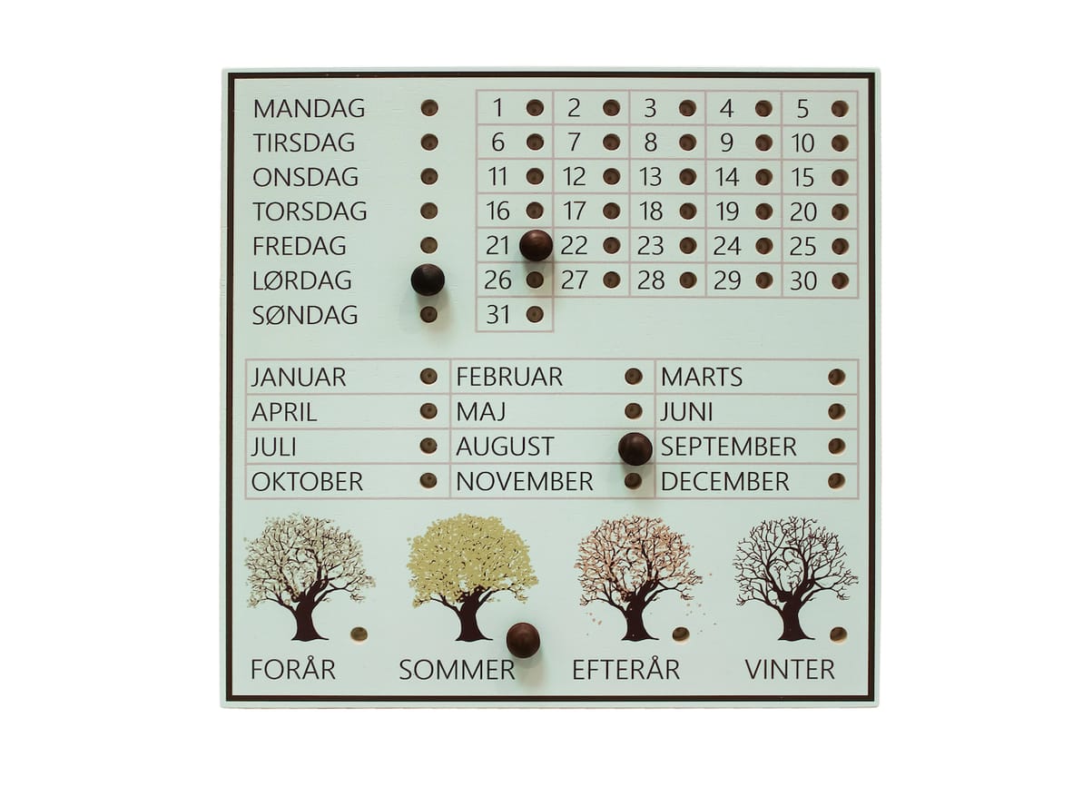 Produktfoto för BATJUMA Furniture - Eternity Calendar - Kalender - Opal DK - 26x26 cm