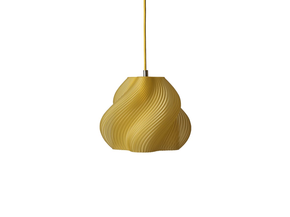 Crème Atelier – Soft Serve Pendant 01 – Hängande lampa – Limoncello Sorbet – Brass – H25 cm W25 cm