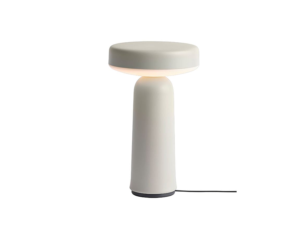 Muuto – Ease Portable Lamp – Bordslampa – Grey – H21,5 x W13,16 x D13,16 x Ø13,16 cm