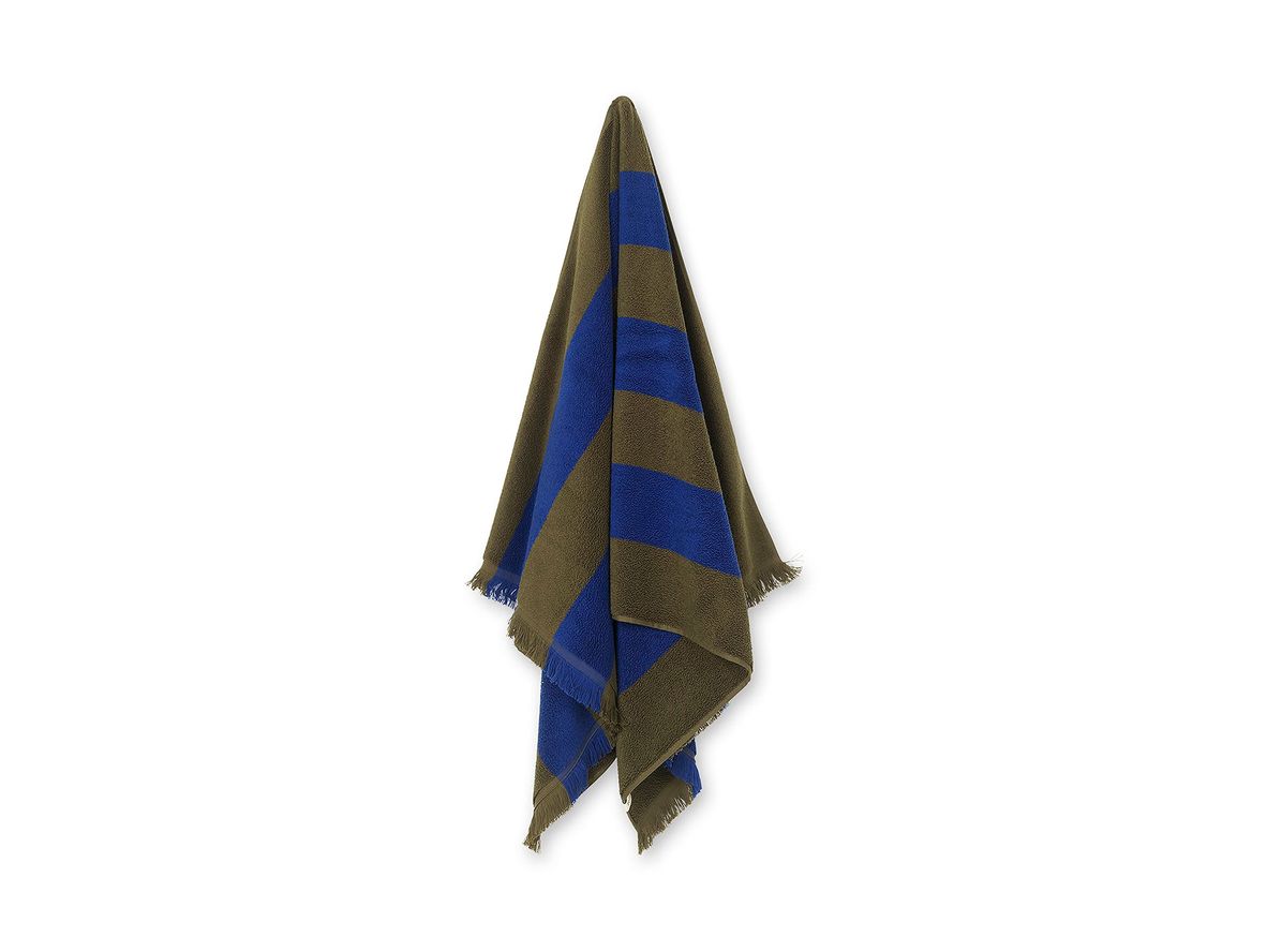 Ferm Living - Alee Towel - Handduk - Olive / Bright Blue / Bath Towel - W70 x H140 x D1 cm