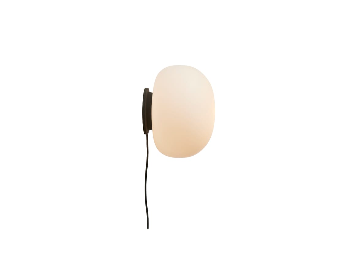 Frandsen – Supernate Wall Lamp – Lampa – Opal White/Black – Ø28 – D:32 x W:38 H:38 cm