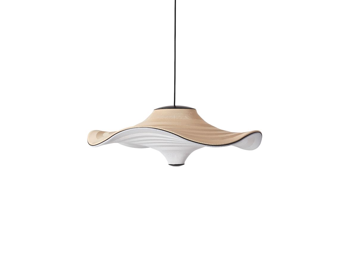 Made by Hand – Flying lamp Ø78 – Hängande lampa – Golden Sand – Ø78 H27 CM