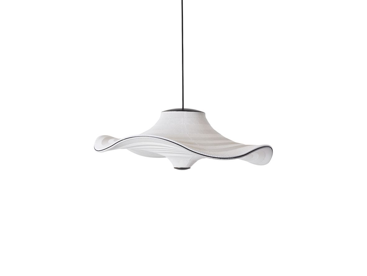 Made by Hand – Flying lamp Ø78 – Hängande lampa – Ivory White – Ø78 H27 CM