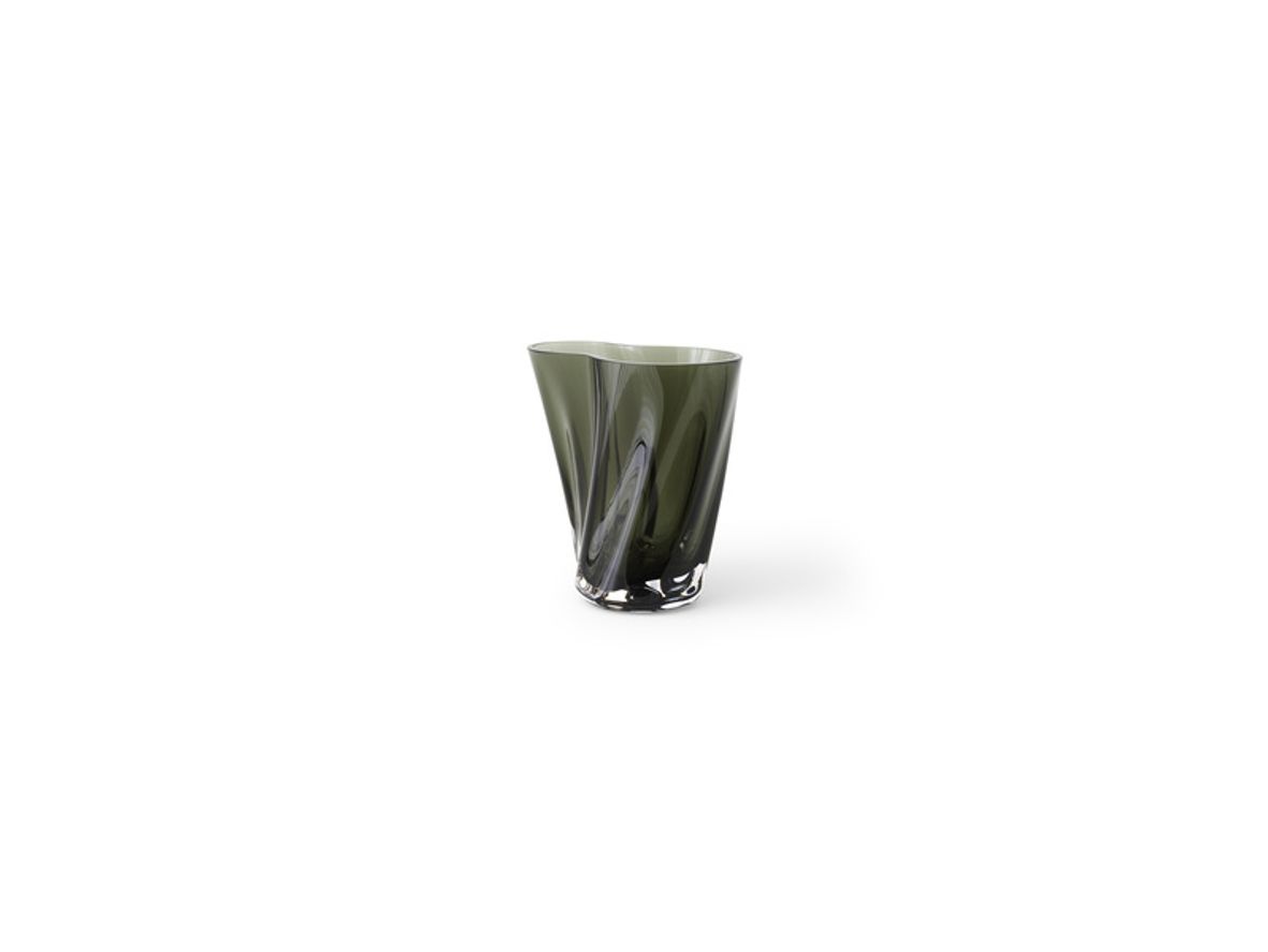 Audo Copenhagen - Aer Vase - Vas - Smoke Glass - H: 19 x W: 17,5 x D: 13 cm