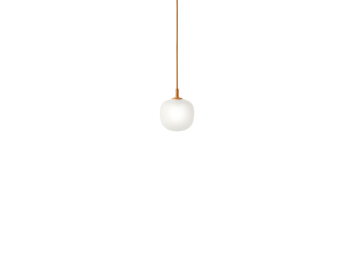 Muuto - Rime Pendant Lamp - Hängande lampa - Orange - Ø25 x H30 cm