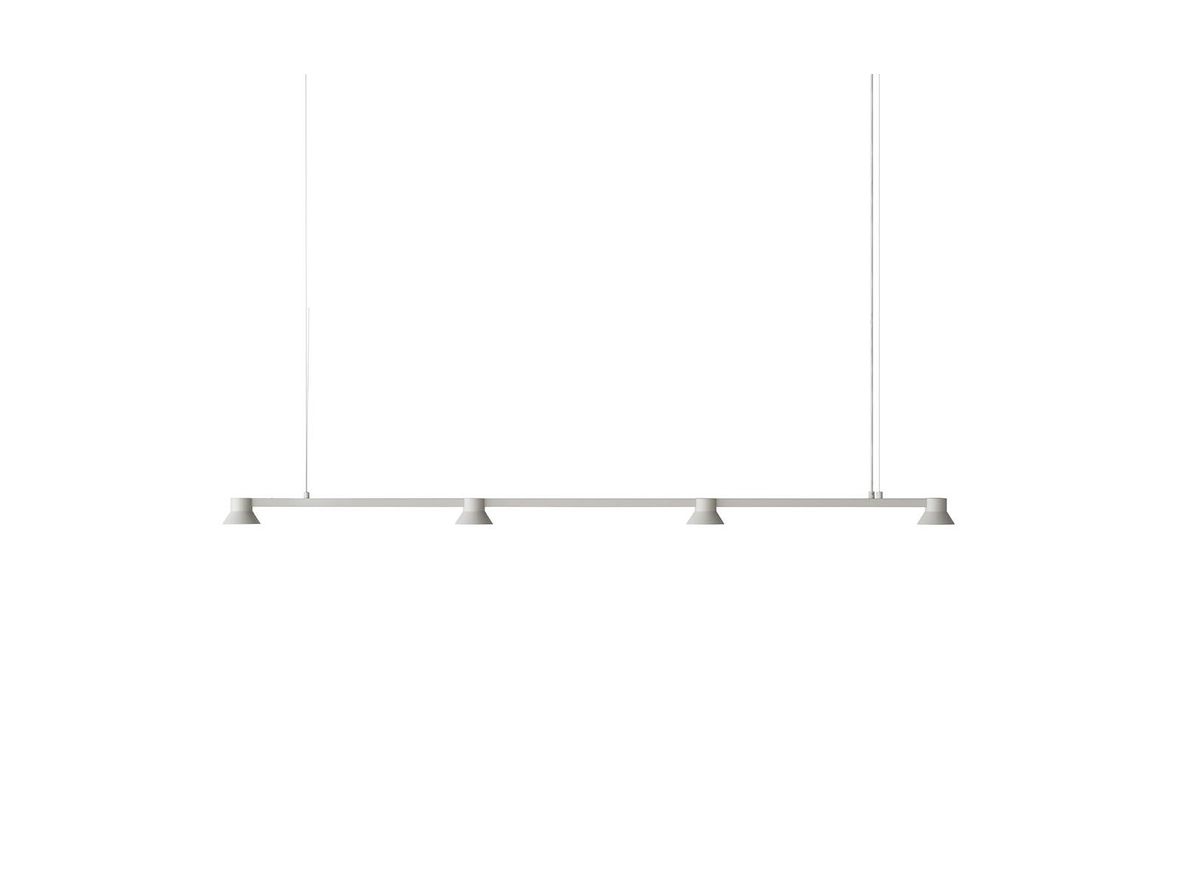 Normann Copenhagen – Hat Lamp Linear Large  – Hängande lampa – Warm Grey – W167 x H6 cm