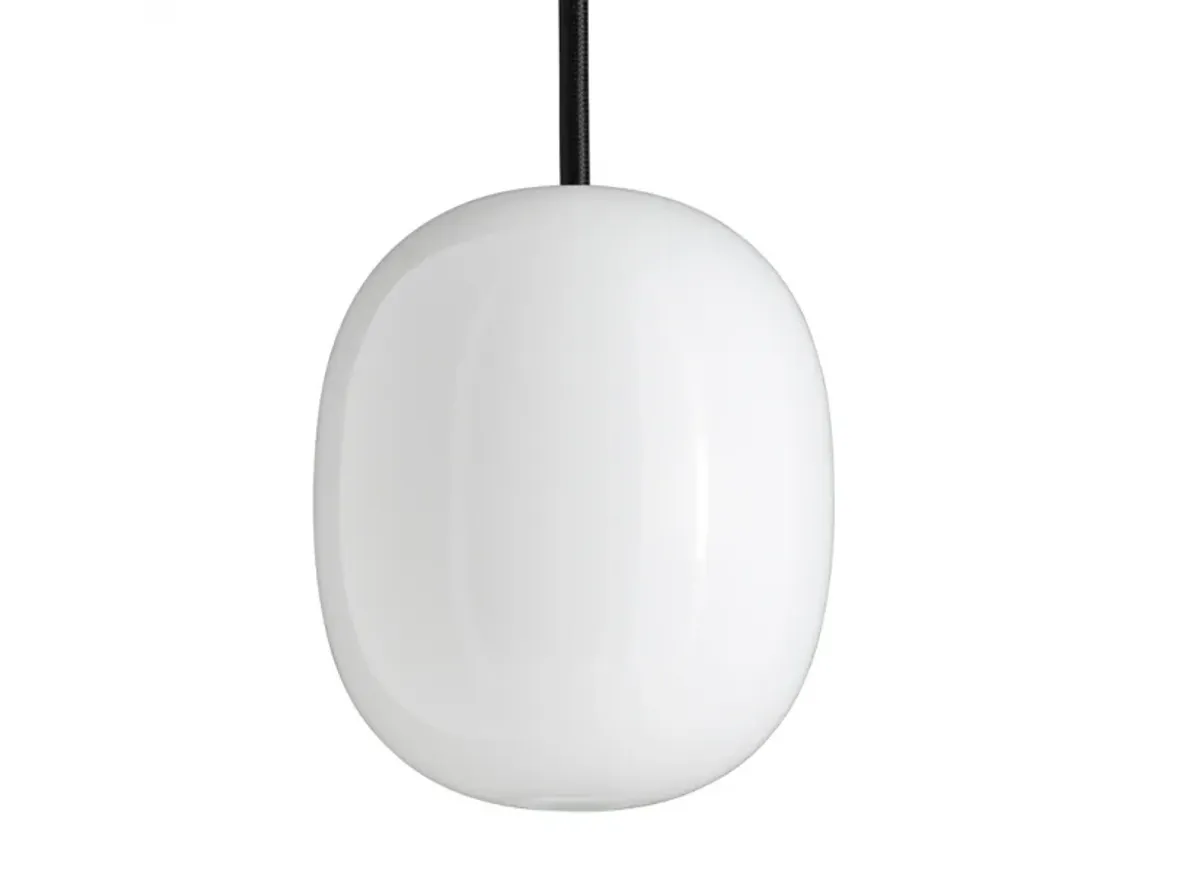 Piet Hein – SuperÆg 300p – Opal (e27 105w) –  – Hängsmycke – SUPERÆG 300P – OPAL (E27 105W) – SORT ledning 3 m – H30 x W25 D25 cm