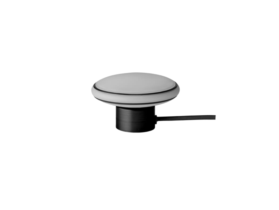 Shadelights – ØS1 Table lamp mini with node – Bordslampa – Black / Black – H8 x W13 x D13 cm