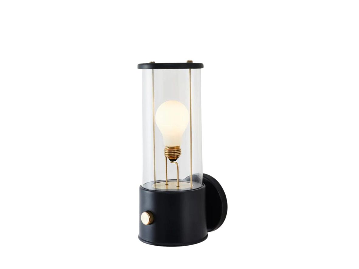 Tala – The Muse Wall Light – Vägglampa – Hackles Black – L15 x W12,5 x H32 cm