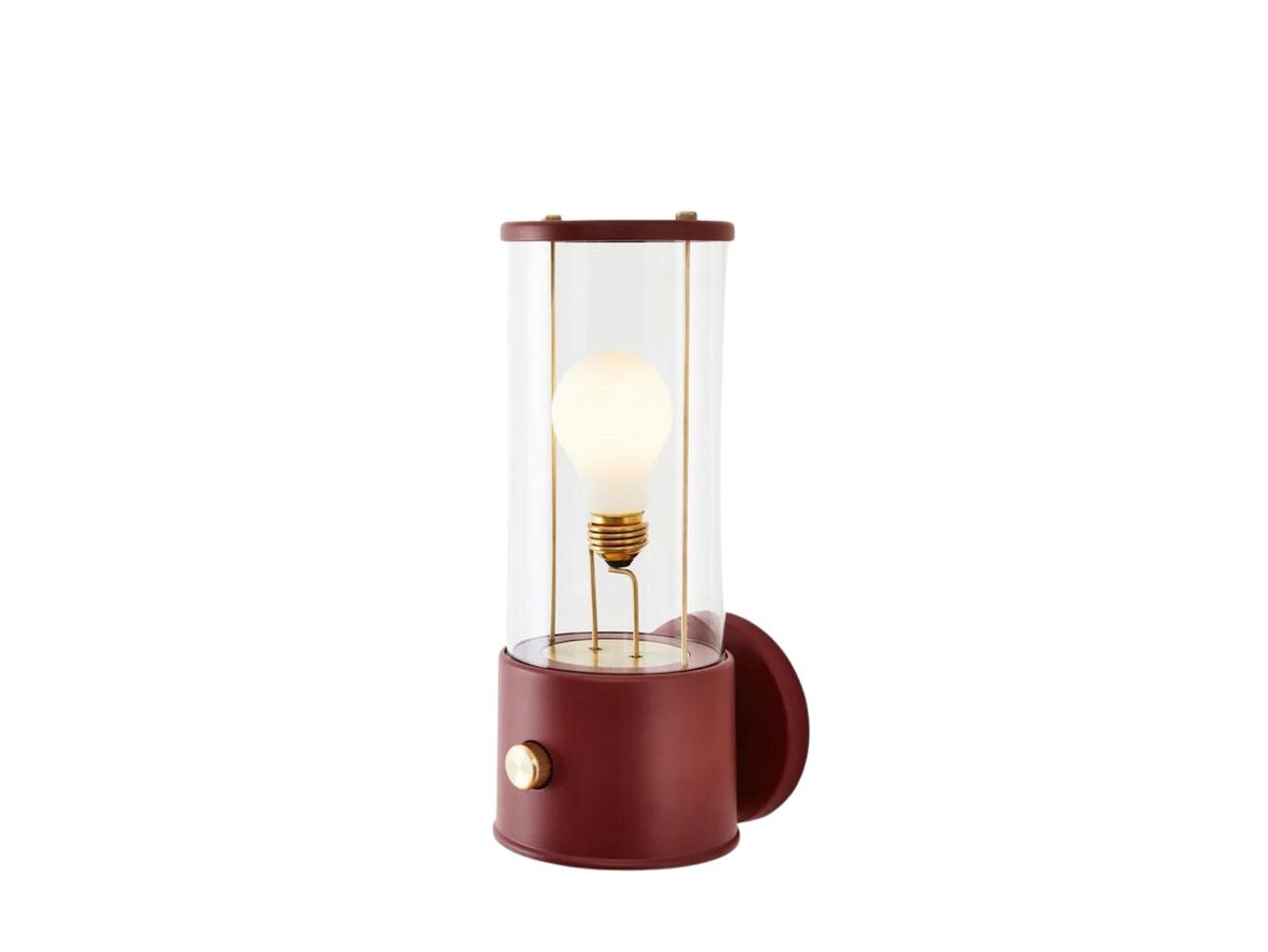 Tala – The Muse Wall Light – Vägglampa – Pomona Red – L15 x W12,5 x H32 cm