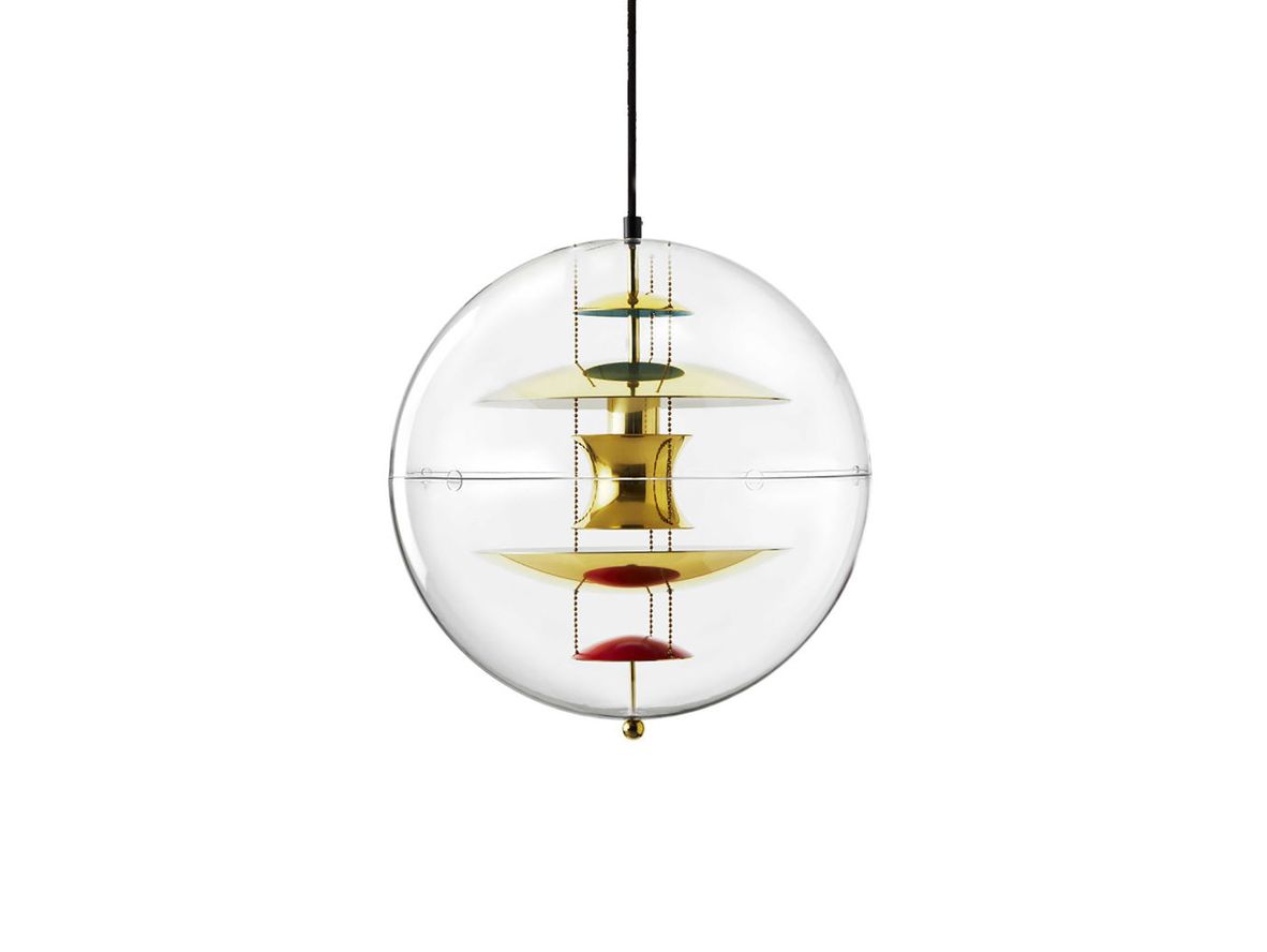 Verpan – VP Globe – Hängande lampa – VP Globe with brass finish – Brass plated aluminium reflectors – Ø: 40 cm