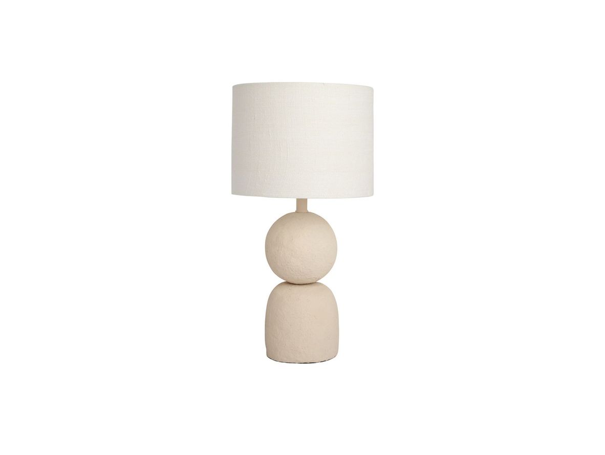 Watt & Veke – Cia – Bordslampa – Nude/White – H35 cm. Base: H28 x D12 cm. Shade: D20 cm.