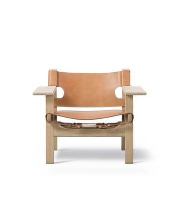 Fredericia Furniture - Armchair - The Spanish Chair 2226 by Børge Mogensen - Soap Oak / Natural Saddle Leather