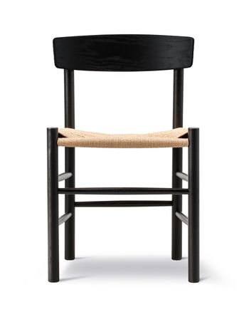 Fredericia Furniture - Krzesło do jadalni - J39 Mogensen Chair 3239 by Børge Mogensen - Black Beech / Natural Paper Cord