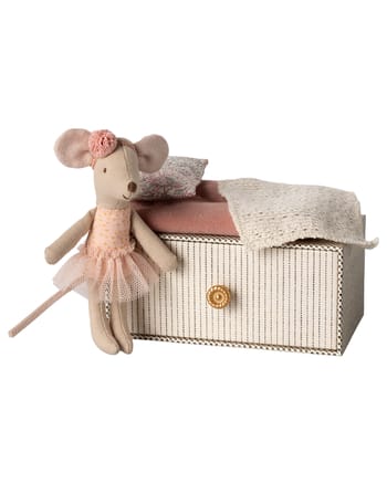 Maileg - Stuffed Animal - Dance Mouse In Daybed, Little Sister - Rose