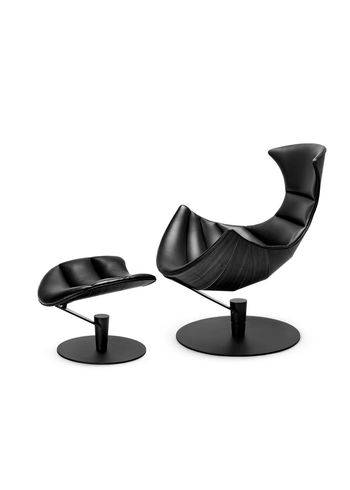 Bruunmunch - Fåtölj - The Lobster Chair with footstool - Oak, black lacquered/ Passion Leather