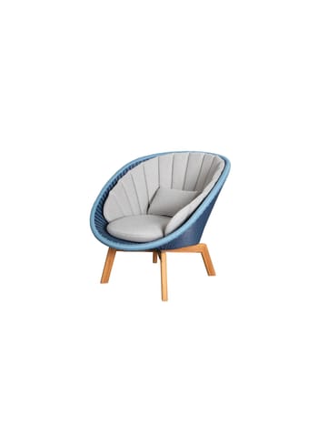 Cane-line - Stoel - Peacock lounge chair OUTDOOR - Frame: Cane-line Weave, Midnight/Dusty Blue / Cushion: Selected PP, Light Grey