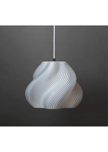 Crème Atelier - Hängande lampa - Soft Serve Pendant 03 - Brass