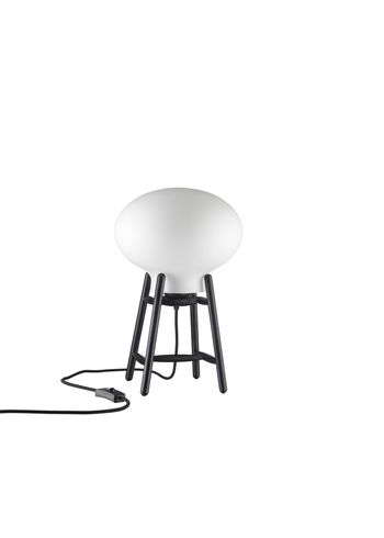 FDB Møbler / Furniture - Bordlampe - U4 - Hiti - Bordlampe - Eg, sort/ Sort ledning/ opalt glas