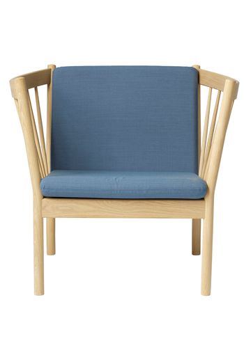 FDB Møbler / Furniture - Lænestol - J146 af Erik Ole Jørgensen - Eg/Dusty Blå