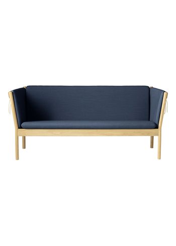 FDB Møbler / Furniture - Sofa - J149 3 pers af Erik Ole Jørgensen - Eg, Natur, Lakeret / Uld, Mørkeblå
