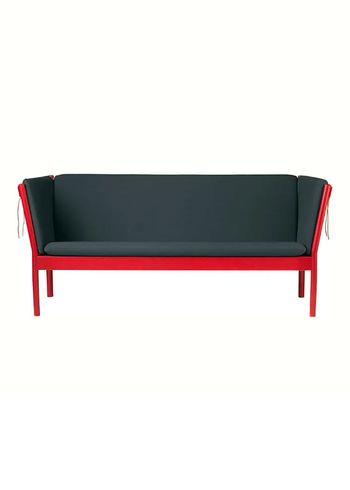 FDB Møbler / Furniture - Sohva - J149 3 pers by Erik Ole Jørgensen - Eg, Ruby Red, Malet / Mørkegrøn
