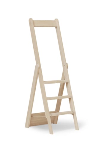 Form & Refine - Stige - Step By Step Ladder - White Oiled Oak