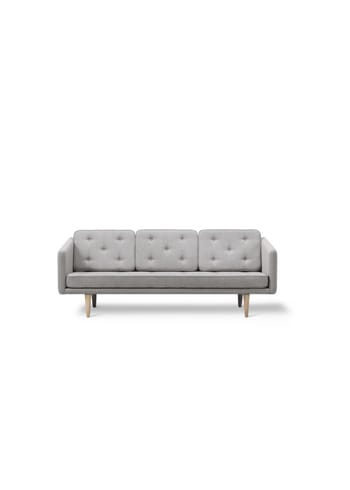 Fredericia Furniture - Pohovka pre 3 osoby - No. 1 Sofa 2003 by Børge Mogensen - Re-wool 128 / Oak soap