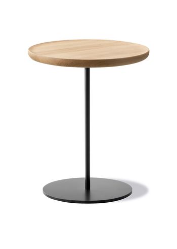 Fredericia Furniture - Conseil d'administration - Pal Side Table 6751 by Keiji Takeuchi - Light Oiled Oak / Black