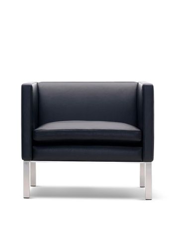 Fredericia Furniture - Fauteuil - EJ50 Club Chair 5021 by Erik Jørgensen Studio - Primo 88 Black / Brushed Chrome