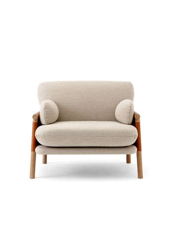 Fredericia Furniture - Fauteuil - Savannah Lounge Chair 8801 by Monica Förster - Grand Linen Natural / Omni 307 Cognac / Light Oiled Oak