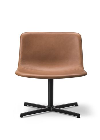 Fredericia Furniture - Loungestol - Pato Swivel Lounge Chair 4382 by Welling/Ludvik - Max 95 Cognac