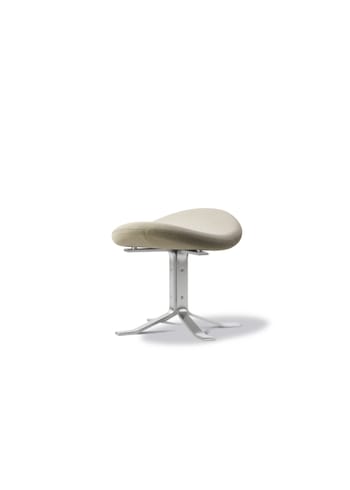 Fredericia Furniture - Ottoman - Corona Ottoman 5002 by Poul M. Volther - Vidar 222, Brushed Steel